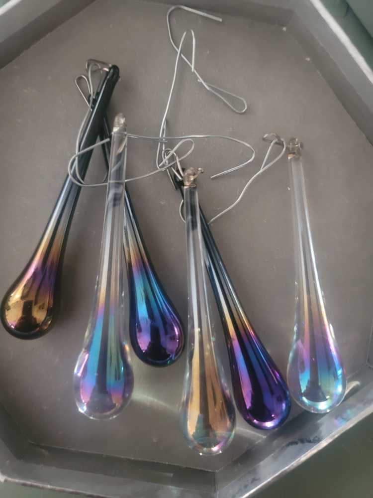 Floating Through The Holidays Gem