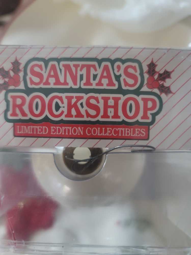 The Mavericks  - Santa’s Rock Shop ornament collectible - Main Image 2