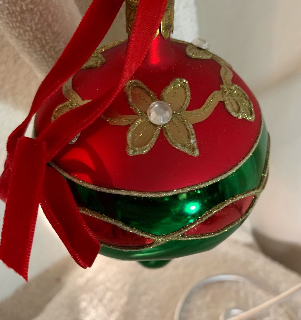 New Years Celebration  - Holiday Heirlooms (Air Balloon) ornament collectible - Main Image 2