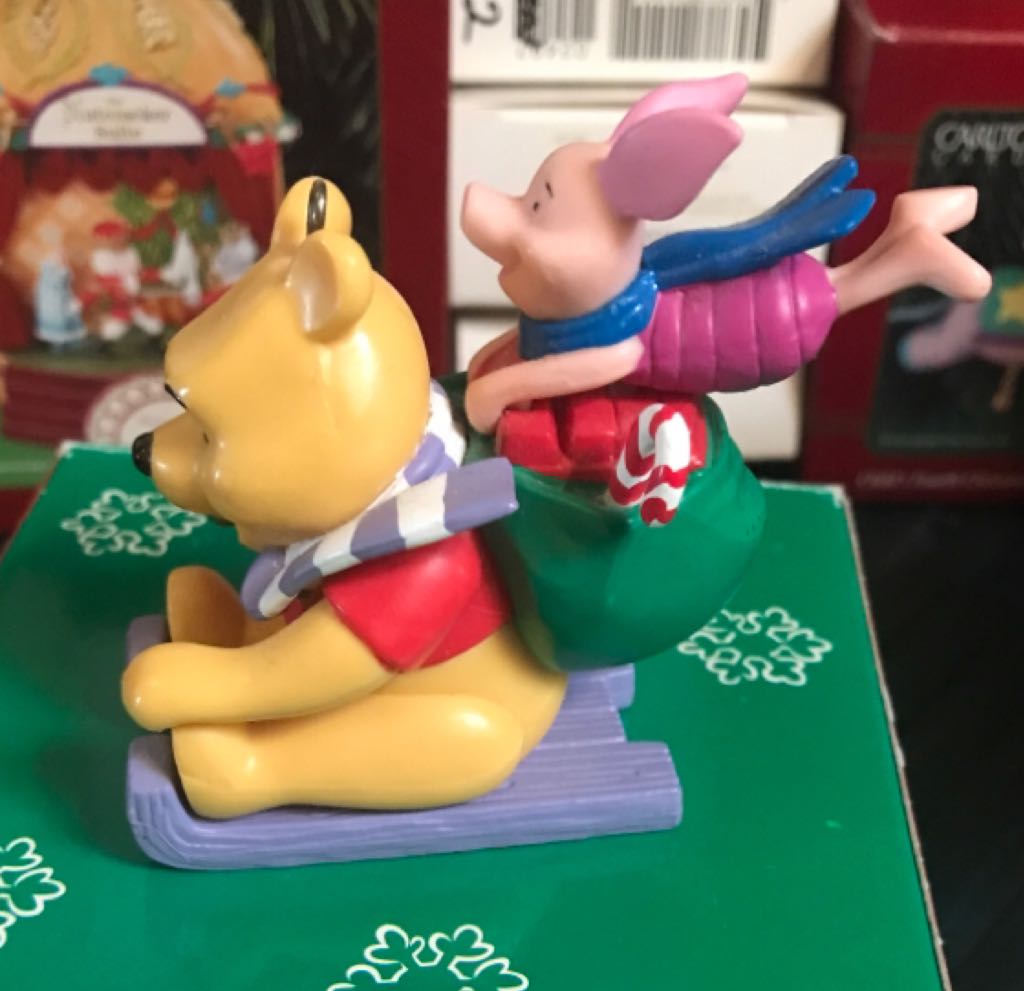 Figural - Oak Leaves & Three Acorns