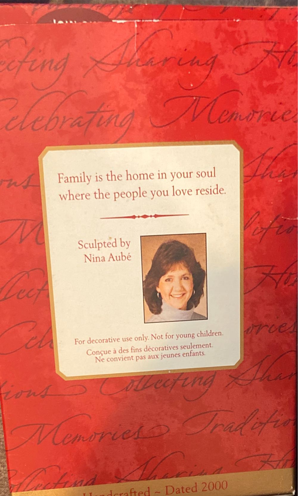 Our Family 2000  ornament collectible [Barcode 015012564976] - Main Image 2