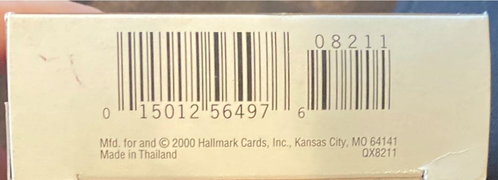 Our Family 2000  ornament collectible [Barcode 015012564976] - Main Image 3