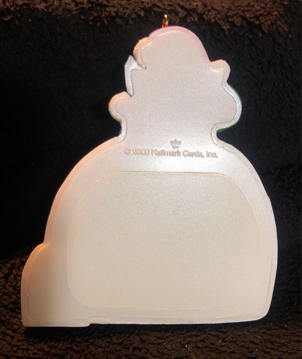 Our Family 2000  ornament collectible [Barcode 015012564976] - Main Image 4