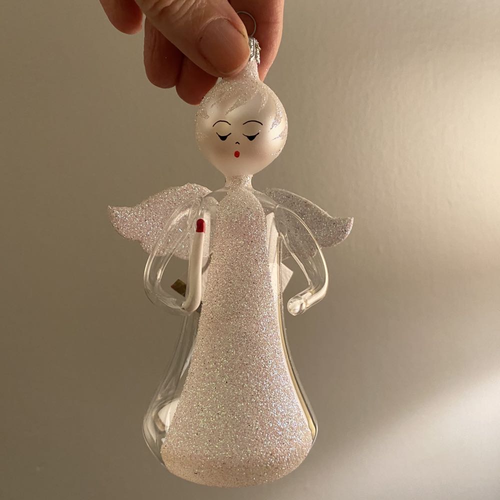 White Woodland Wreath 2019