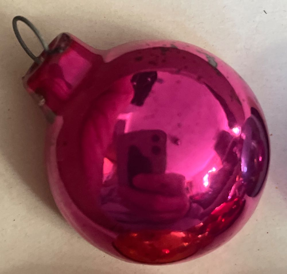 Gulp:  Paddle Tail - 3.5” - White Sparkle