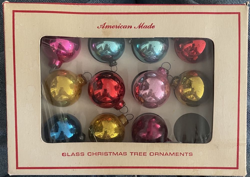 Sears - Glass Christmas Tree Ornaments - Pink - Ornaments (Round) ornament collectible - Main Image 2
