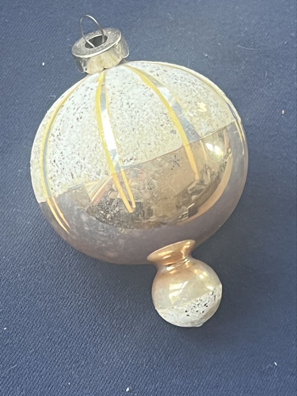 Lemax Village Wine And Beer Garden #65111