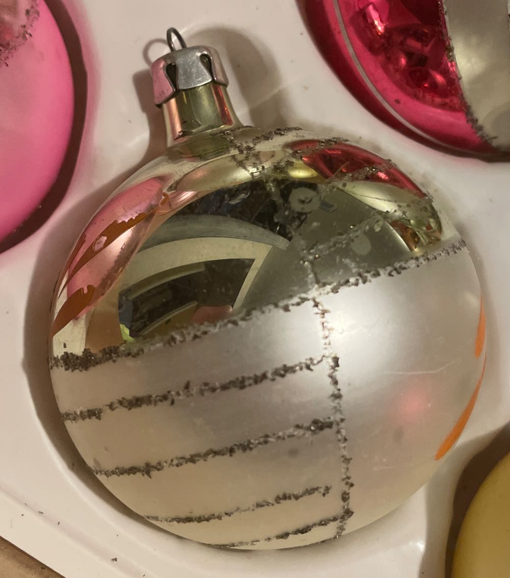 Poland - Round - Cream, Gold, Orange - Designed (Round) ornament collectible - Main Image 2