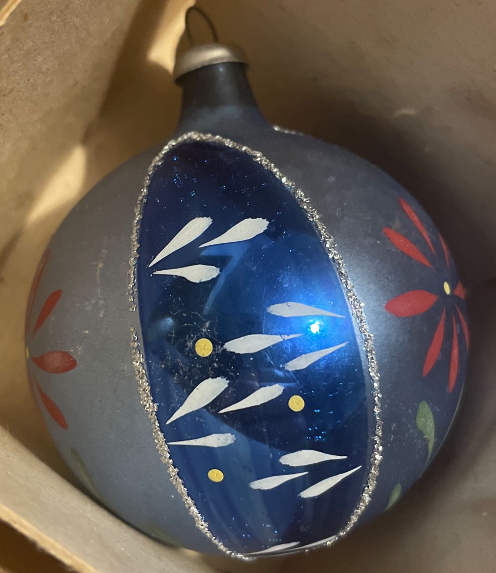 Poland - Round - Design - Blue, Lite Blue, White, Red, Green - Designed (Round) ornament collectible - Main Image 2