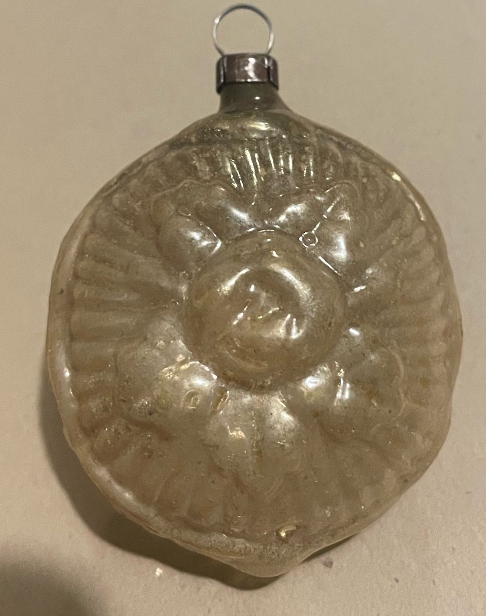 Figural - Embossed - Rose - Rose (Figural) ornament collectible - Main Image 2