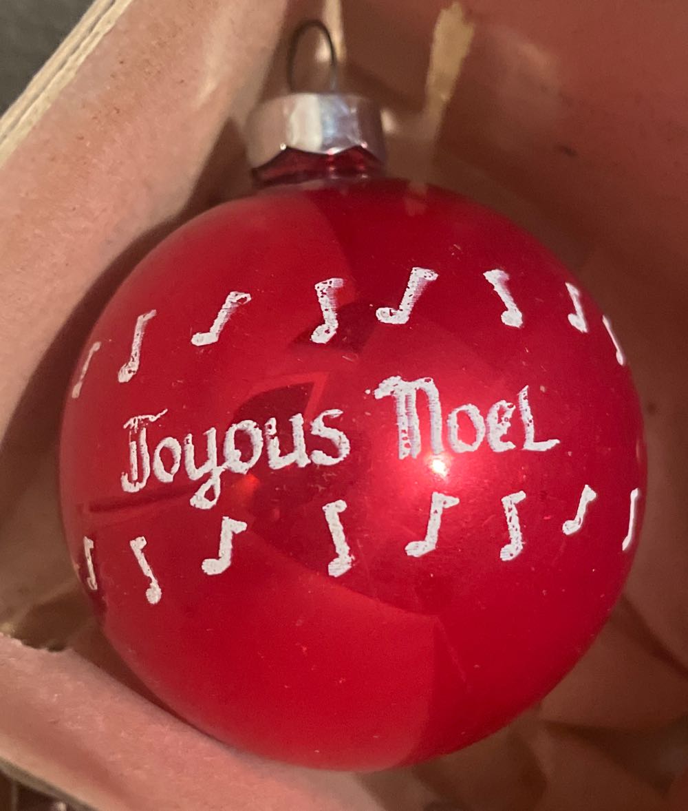 George Franke - Round - Stencil - Red - Choir & Organ, Music Notes, Joyous Noel - Stencil (Round) ornament collectible - Main Image 2