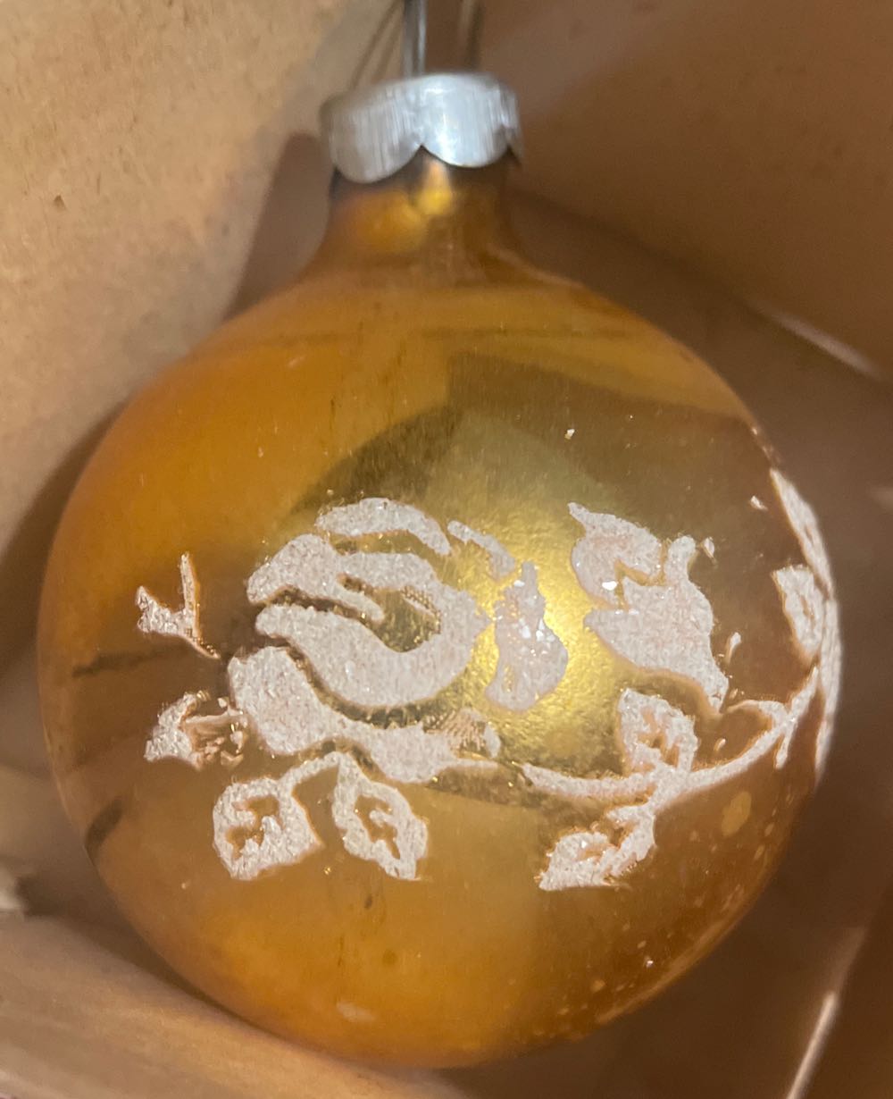 George Franke - Round - Stencil - Rose & Vine - Stencil (Round) ornament collectible - Main Image 2