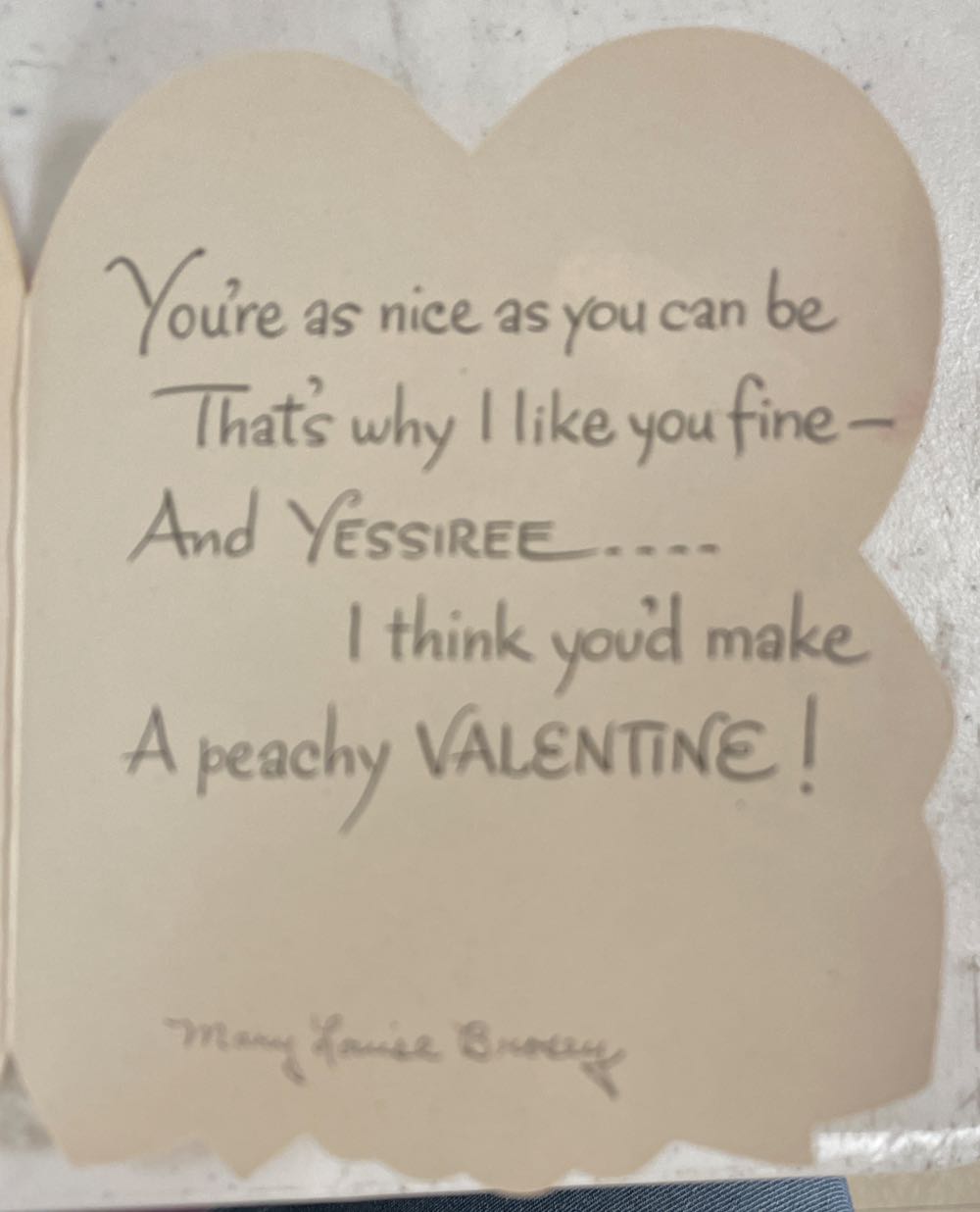 Colortree Created - Valentine - Single Fold - Girl With Valentine In Hair - 2/5 V 3636/1-O - Valentine (Simple Fold) ornament collectible - Main Image 3