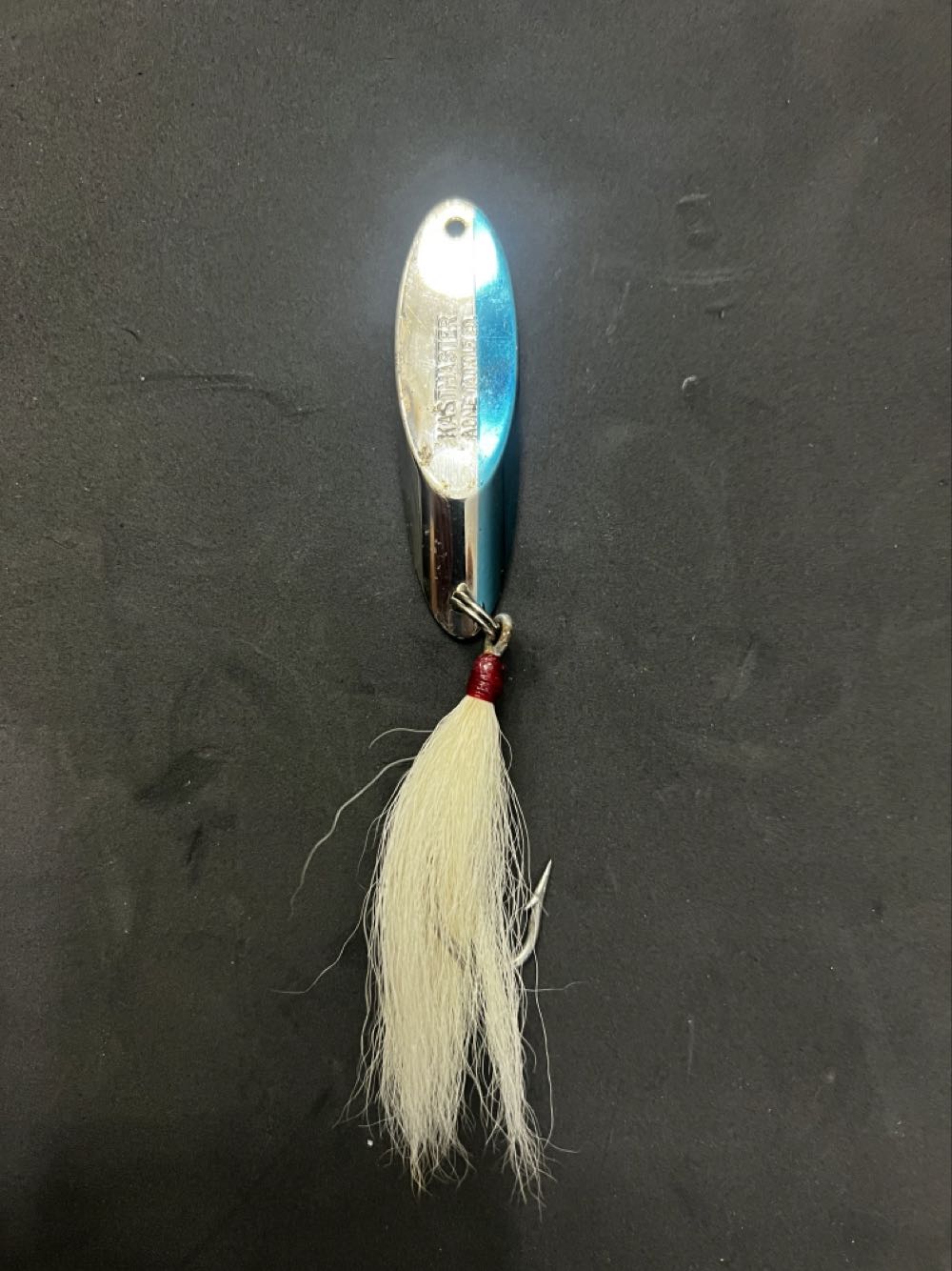 Golden Bell - Valentine - Simple Fold - Dog Holding Heart - 7048-D