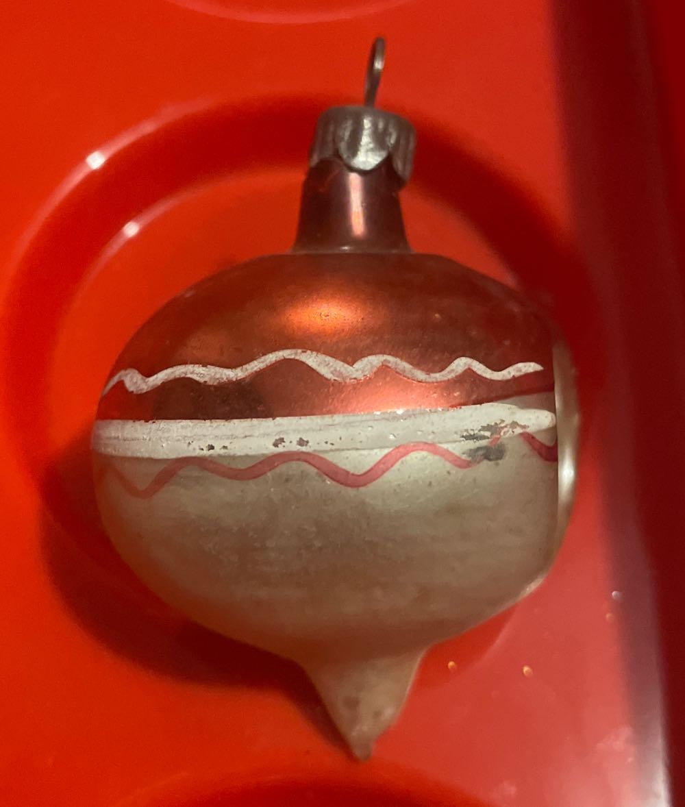 Poland - Oval - Double Reflector - Red, White, Silver - Reflector (Oval) ornament collectible - Main Image 2