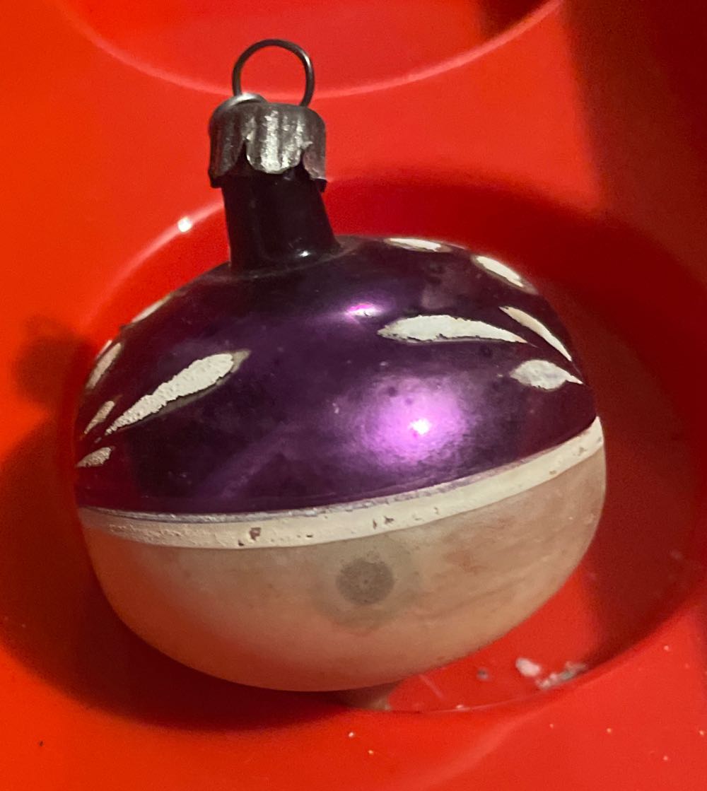 Poland - Oval - Double Reflector - Purple, White, Silver, Red - Reflector (Oval) ornament collectible - Main Image 2