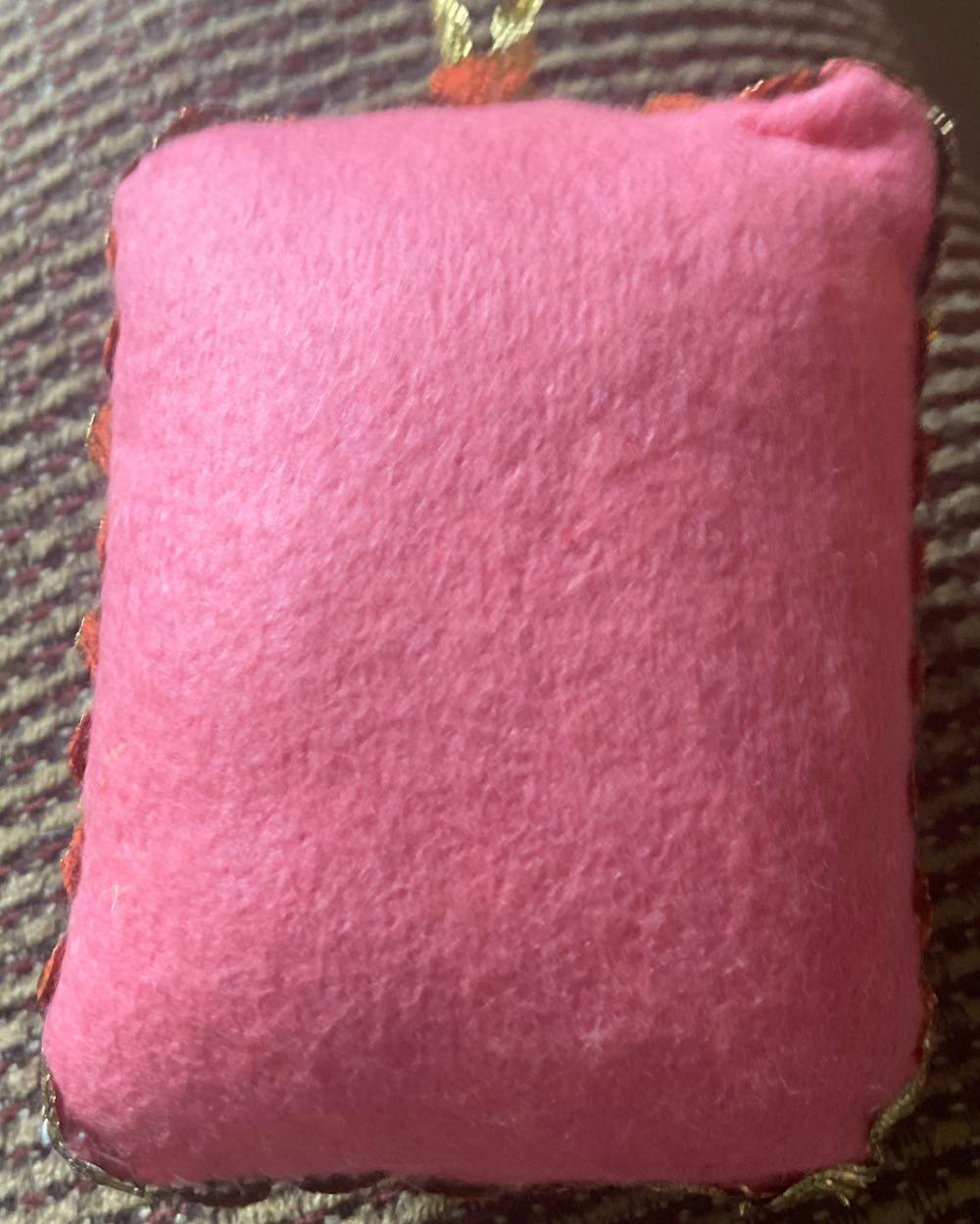 Needlepoint - Praying Angel - Angel (Needlepoint) ornament collectible - Main Image 2