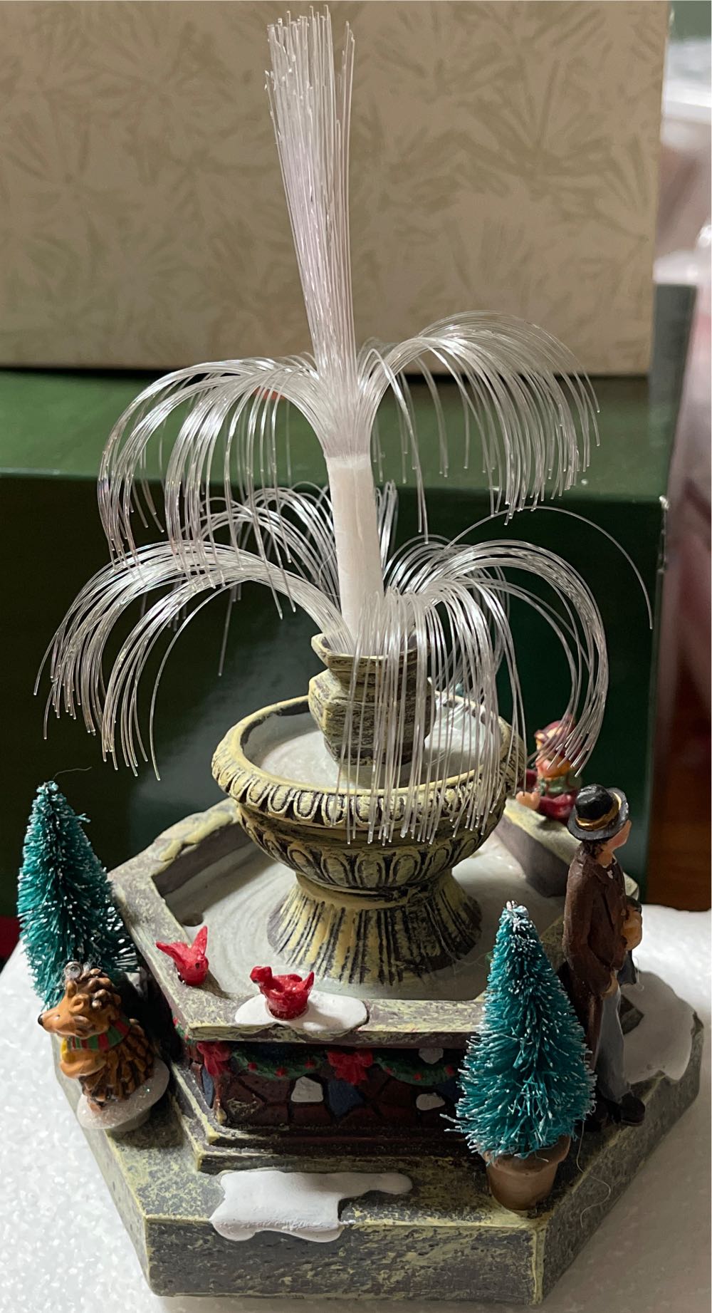 St Nicholas Square Fiber Optic Fountain  ornament collectible [Barcode 400942999675] - Main Image 2