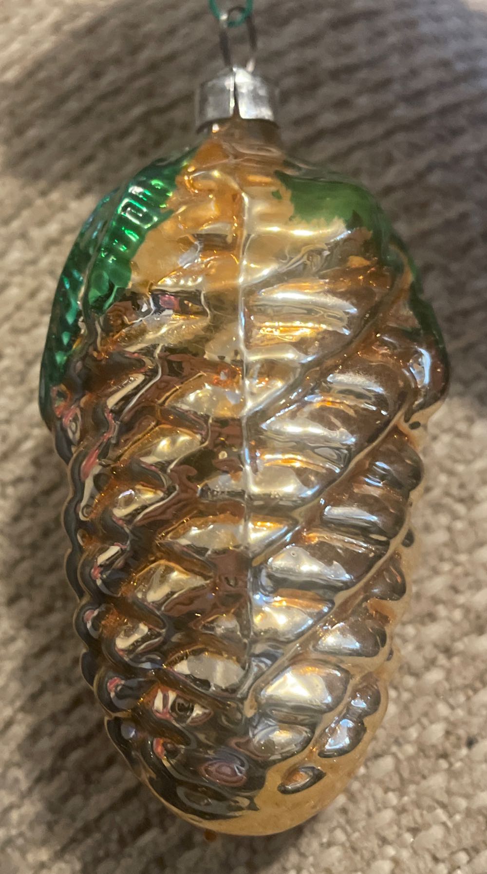 Inge - Figural - Pinecone - With Pine Branches - Gold - Pinecone (Figural) ornament collectible - Main Image 2