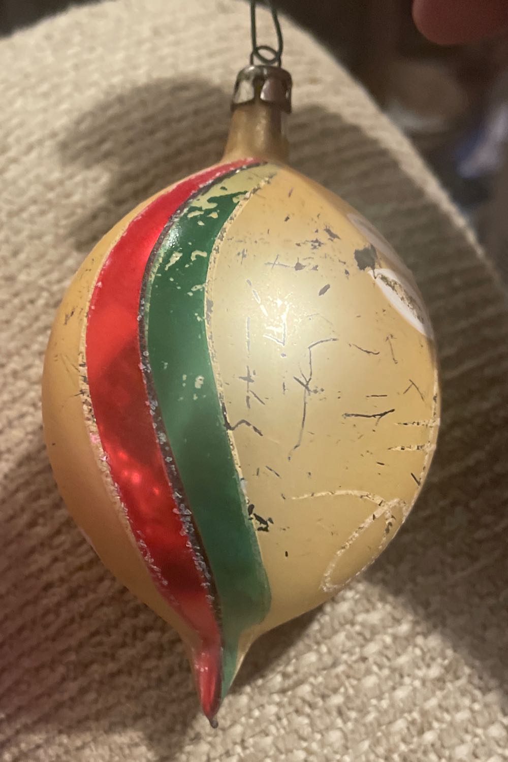 Poland - Teardrop - Gold, White, Red, Green - Painted (Teardrop) ornament collectible - Main Image 2