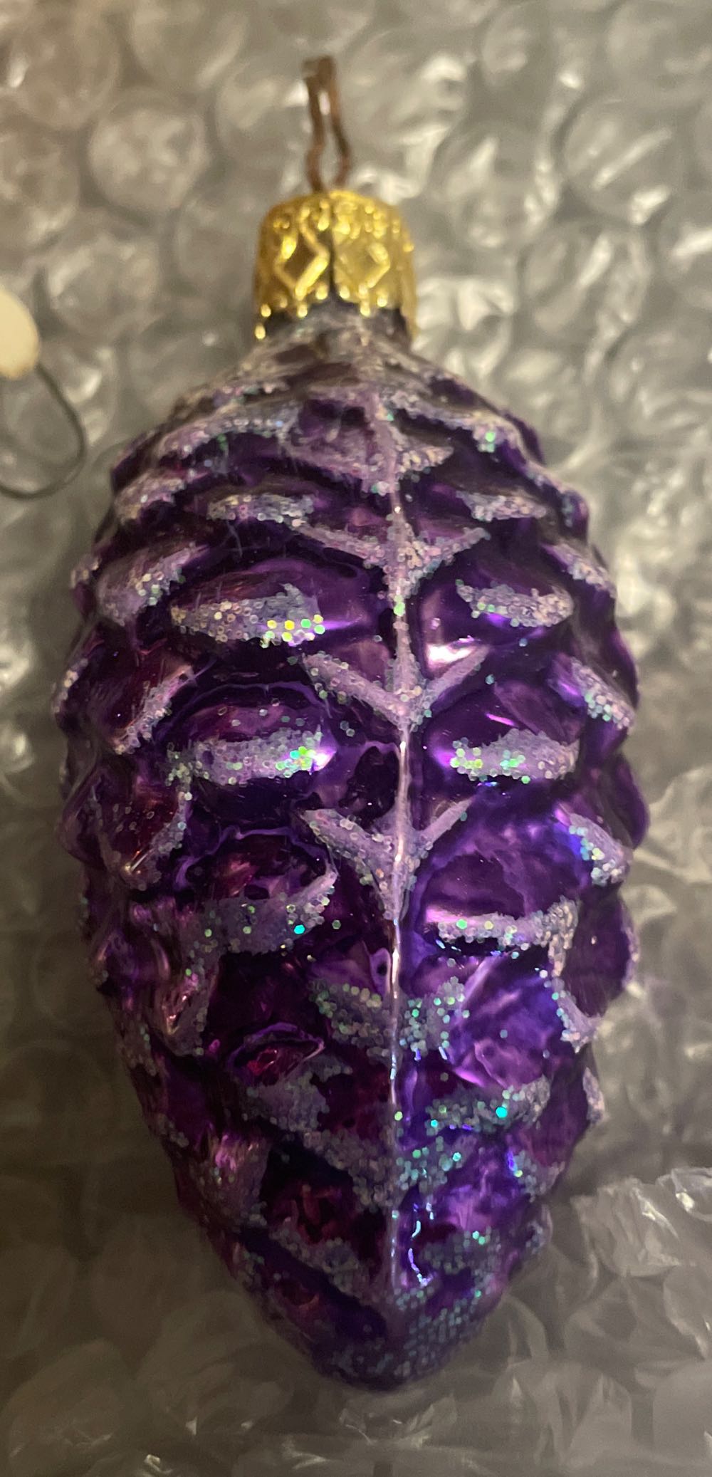 Old World Christmas - Pine Cone - Purple - Pinecone (Figural) ornament collectible - Main Image 2