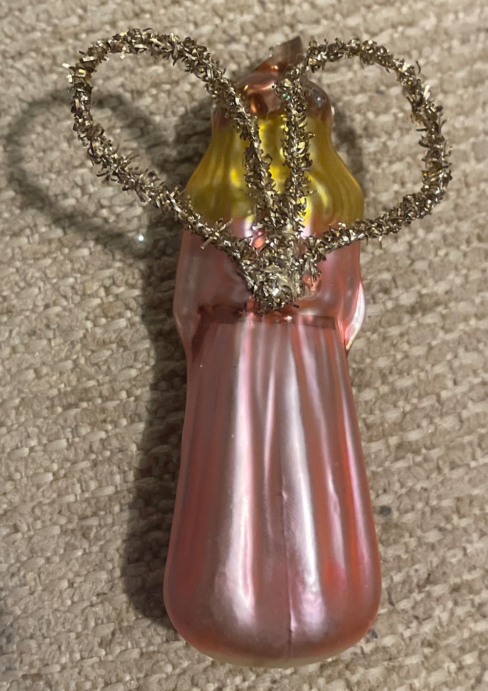 Old World Christmas - Praying Angel - Angel (Figural) ornament collectible - Main Image 2