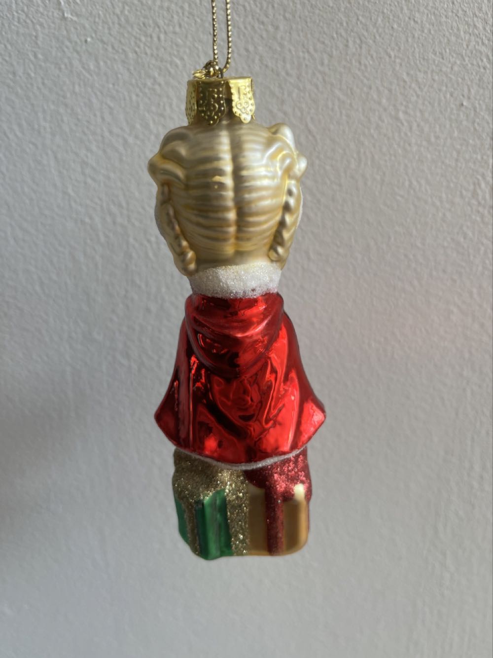 Cindy-Lou Who (Grinch, part of 8)  ornament collectible - Main Image 2