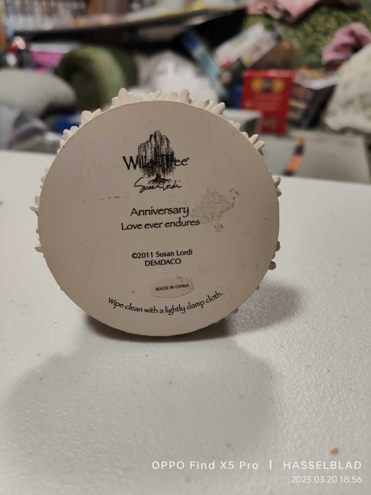 Willow Tree Anniversary Love Ever Endures  ornament collectible - Main Image 3