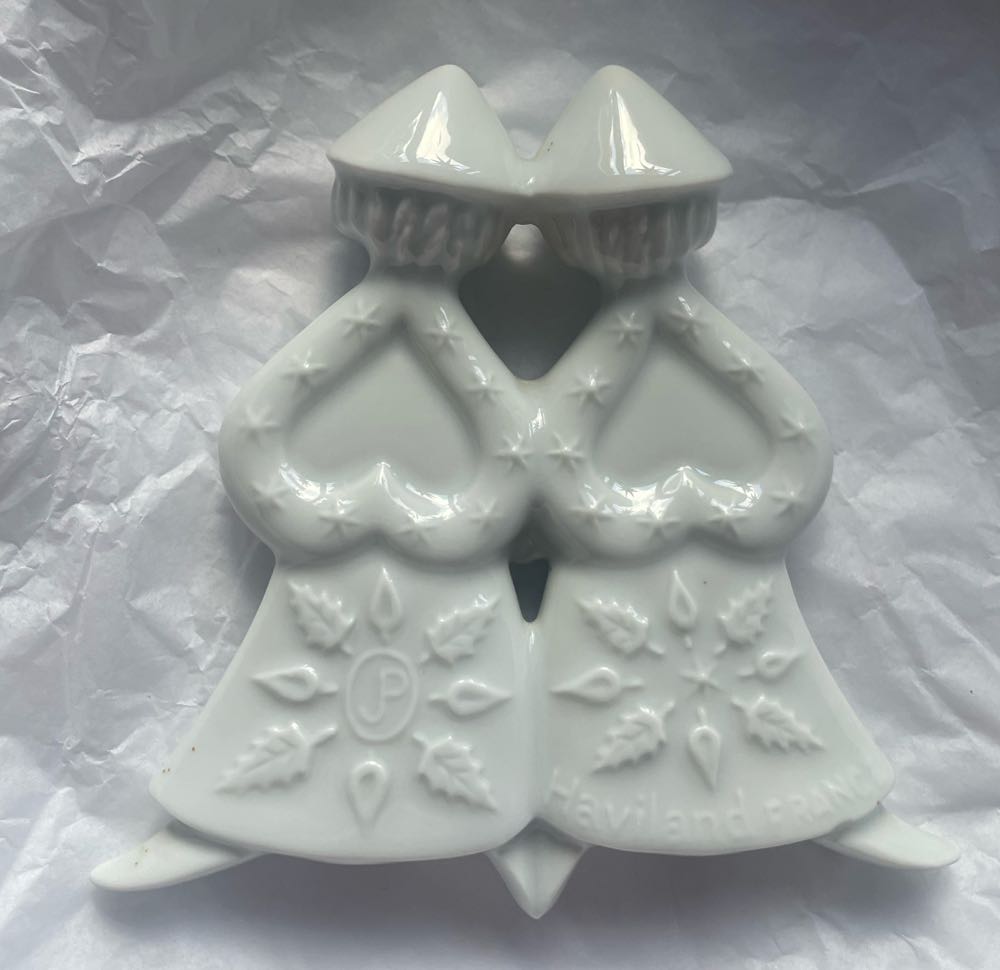 Haviland - 1974 - Caroling Angels - Haviland (Annual Ornament) ornament collectible - Main Image 2