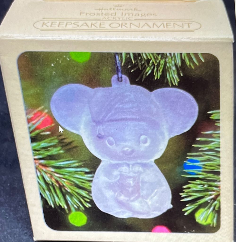 Disney store 1999 Mickey Christmas To Rember