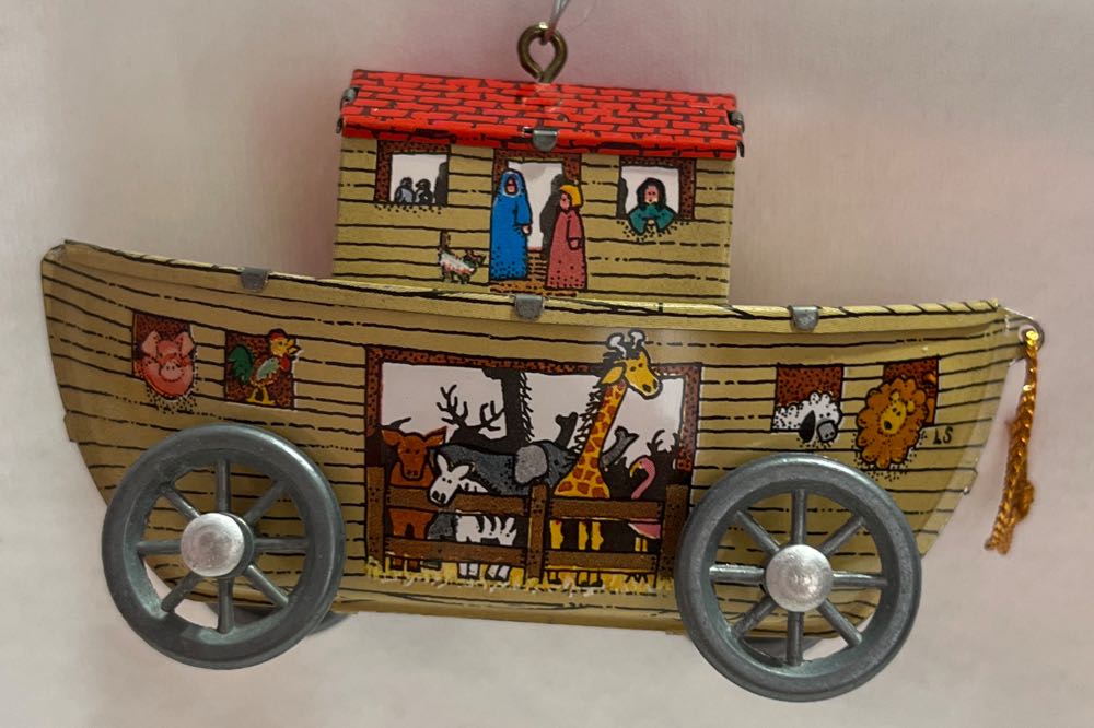 Noah’s Ark  (Tin) ornament collectible - Main Image 3