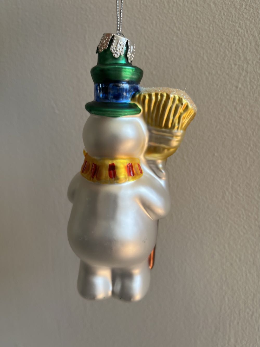 Frosty the Snowman (part of 8, extra)  ornament collectible - Main Image 2