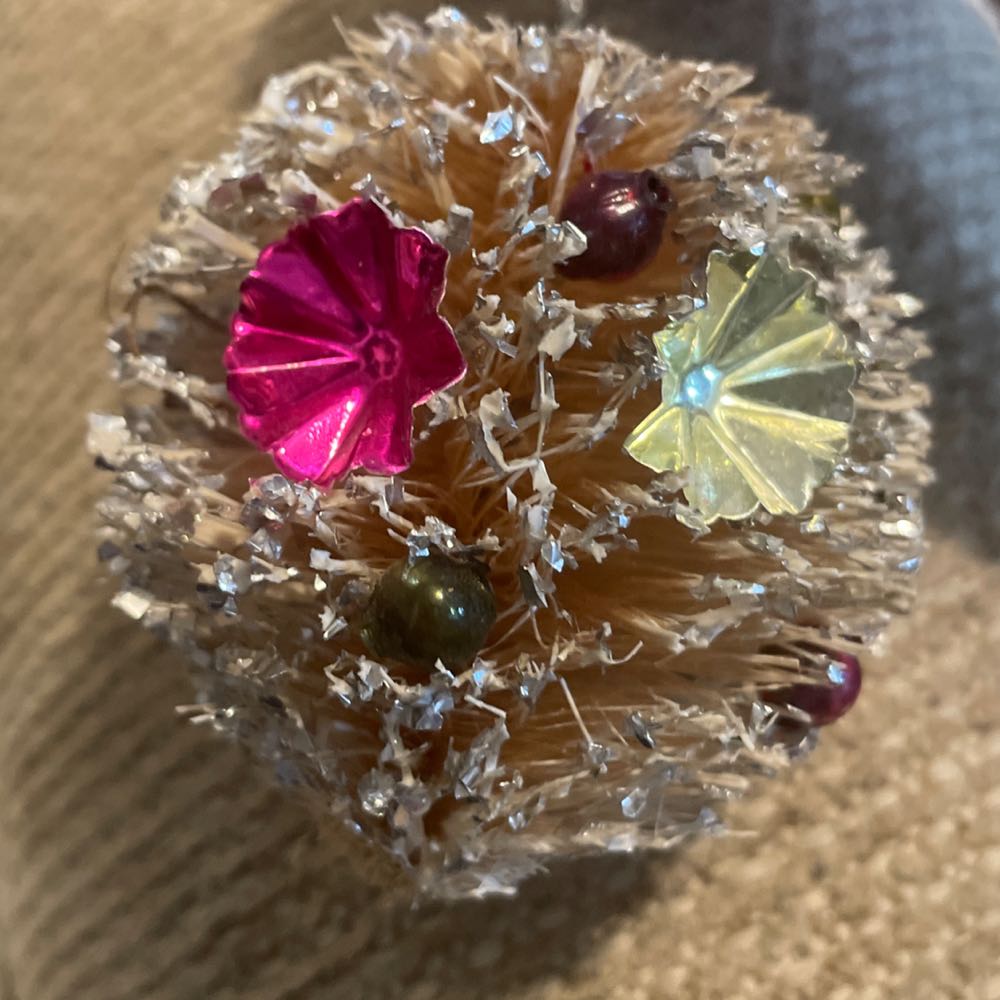 Bottle Brush - Ornament - Silver - Round (Bottle Brush) ornament collectible - Main Image 2