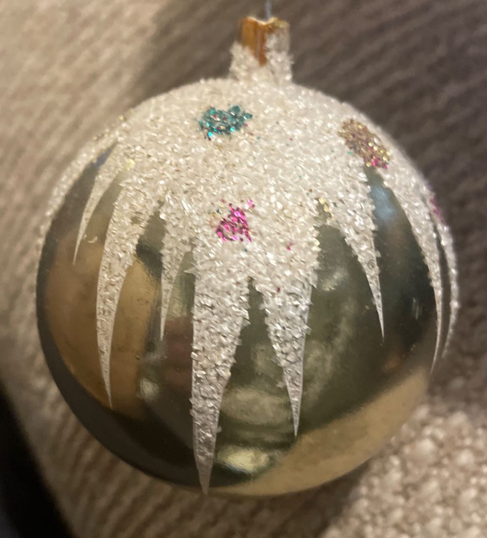 Shiny Brite - Poloron - Round - Unbreakable - Snowcap - Gold - White Mica - Unbreakable (Round) ornament collectible - Main Image 3