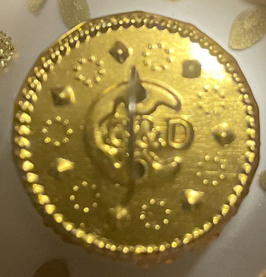 G&D - Round - Bows, Bells, Ivy - Cream, Gold, White - Stencil (Round) ornament collectible - Main Image 3