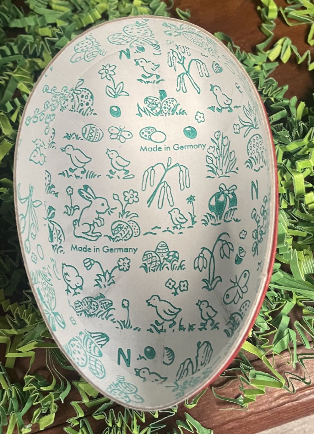 Paper Mache - Easter Egg - Rabbits Parading With Eggs - Paper Mache (Easter Egg) ornament collectible - Main Image 2