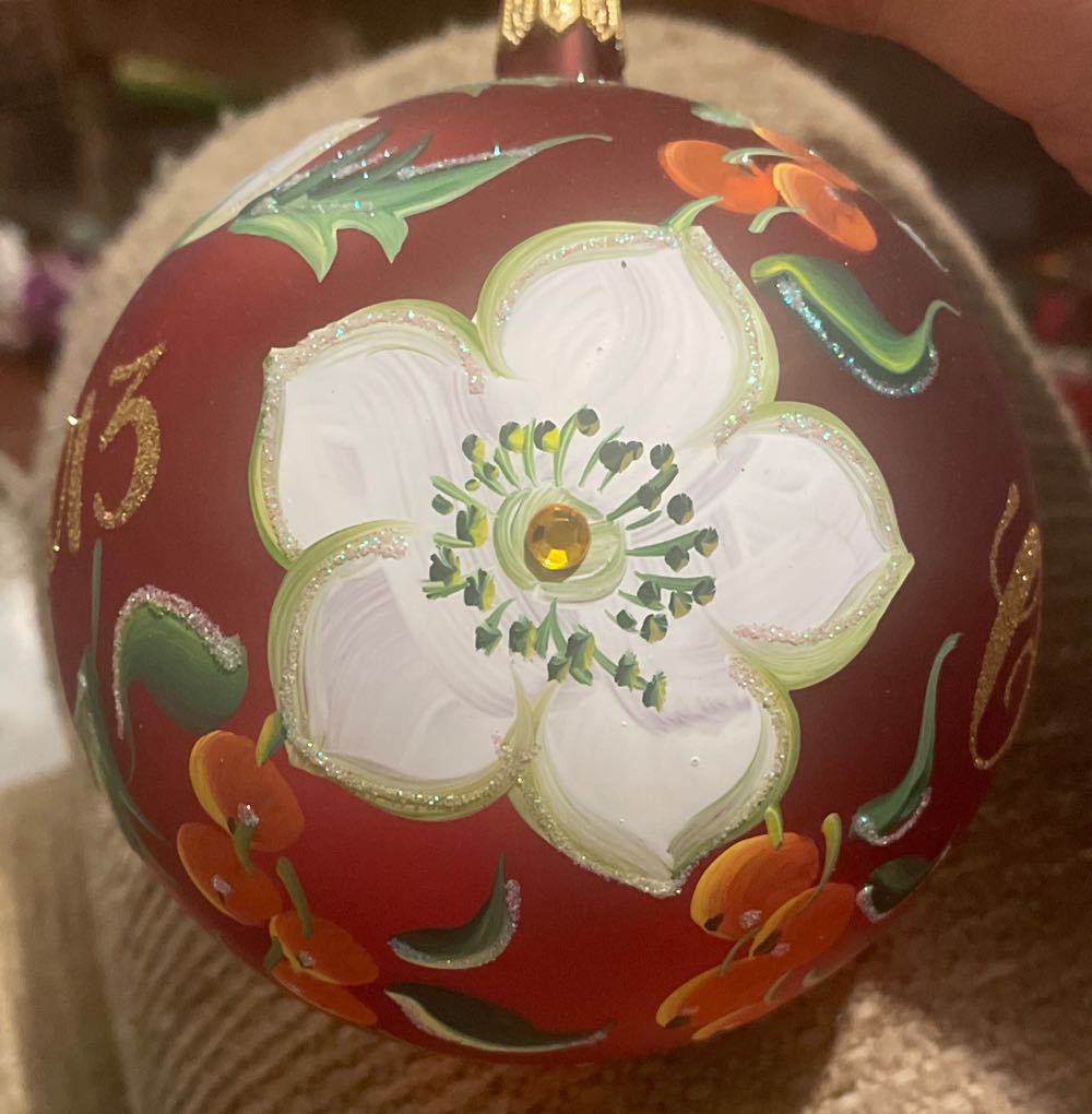 Dillards - Trimmings - 2013 - Dated (Round) ornament collectible - Main Image 2