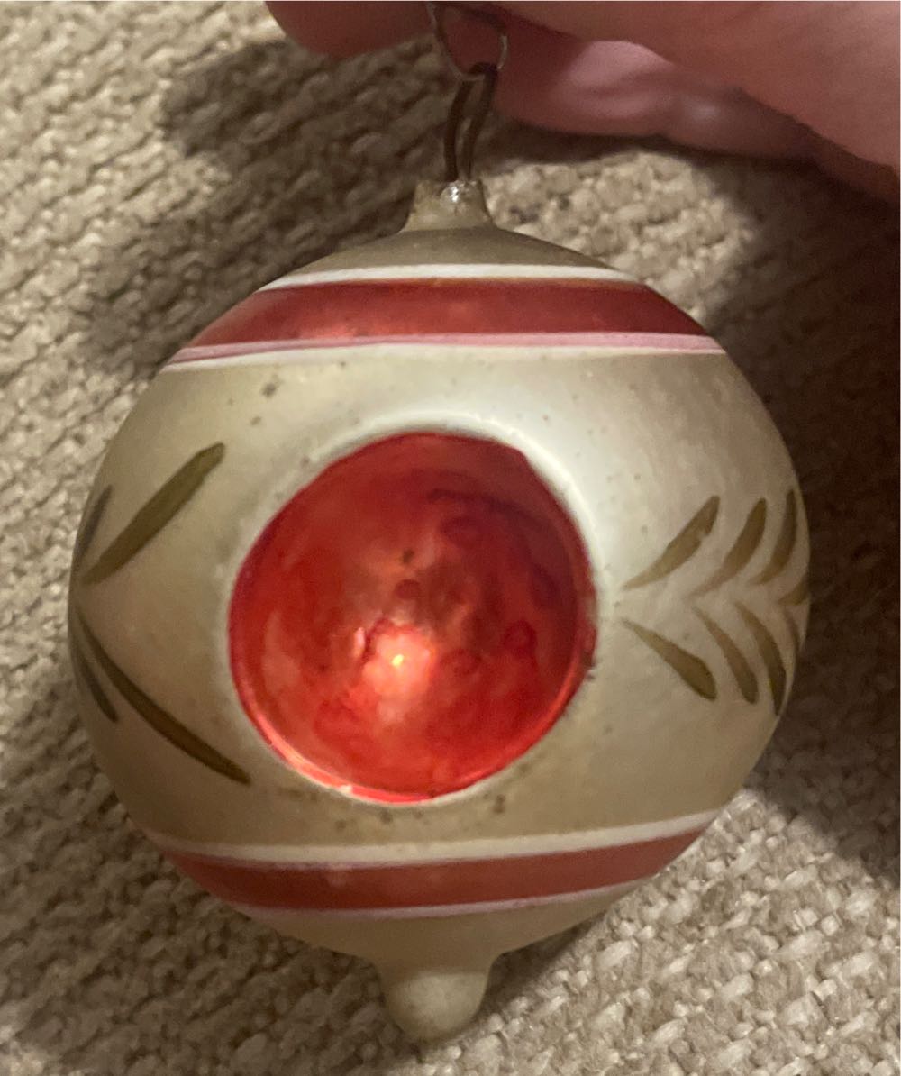 Poland - Round - Triple Indent - Silver, Gold, Red, White - Triple (Round) ornament collectible - Main Image 2