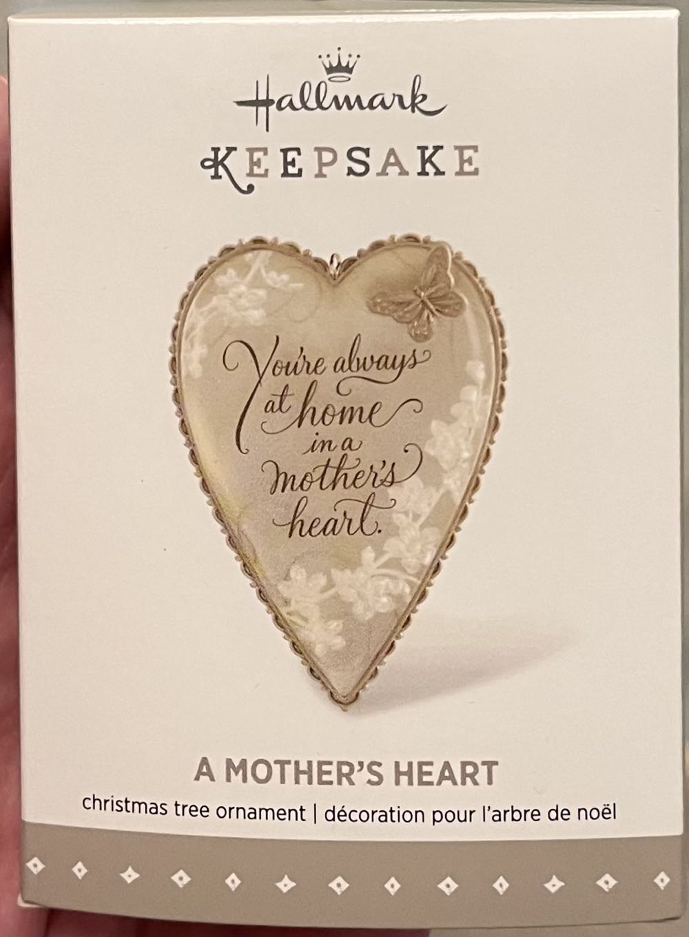 A Mother’s Heart  (Hallmark Keepsake) ornament collectible [Barcode 763795935994] - Main Image 2