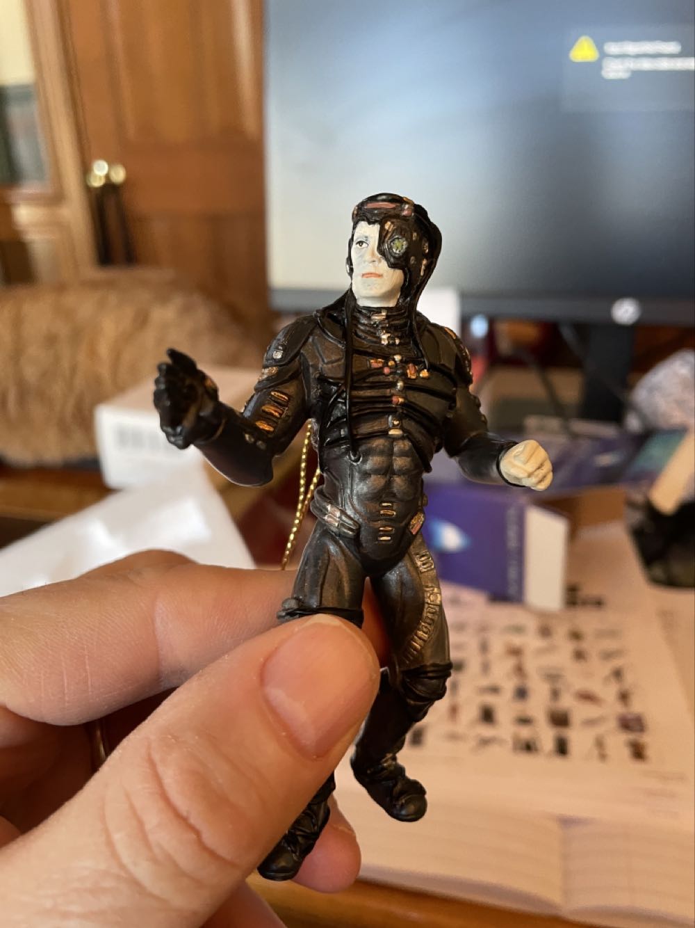 Waterford Lismore Ice Jug 40oz.height: 6 1 8 In Gorgeous