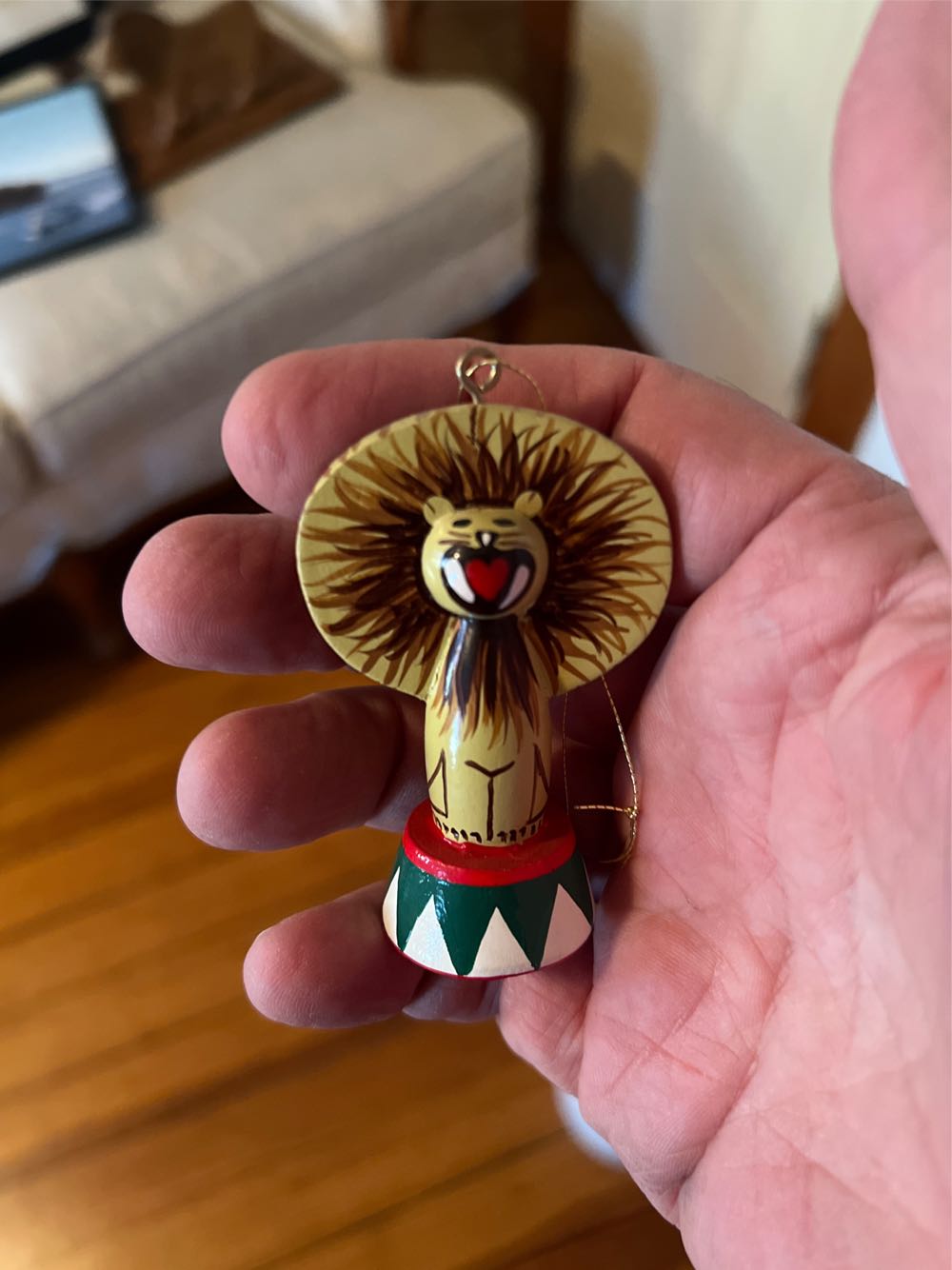 Avon Circus Lion Animal Ornament Christmas  ornament collectible - Main Image 3