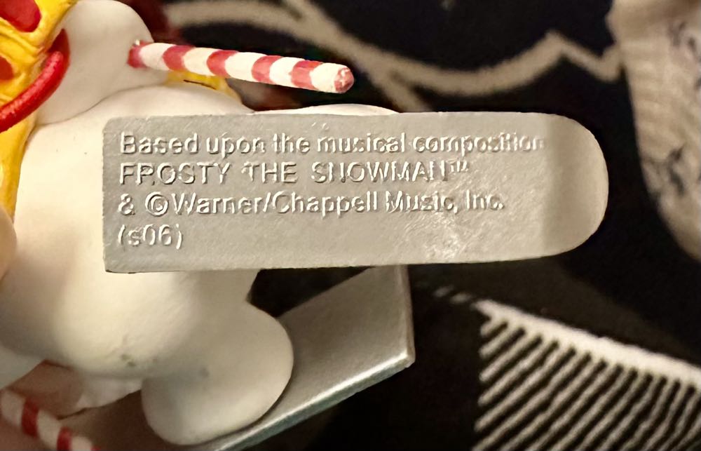 Frosty The Snowman  ornament collectible - Main Image 3