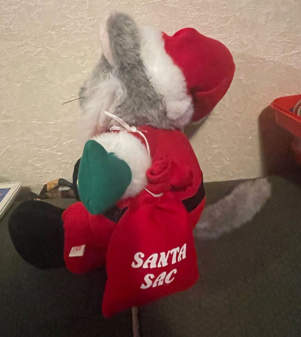 J.C. Penny - Santa Mouse - Plush - Santa Mouse (Book Characters) ornament collectible - Main Image 2