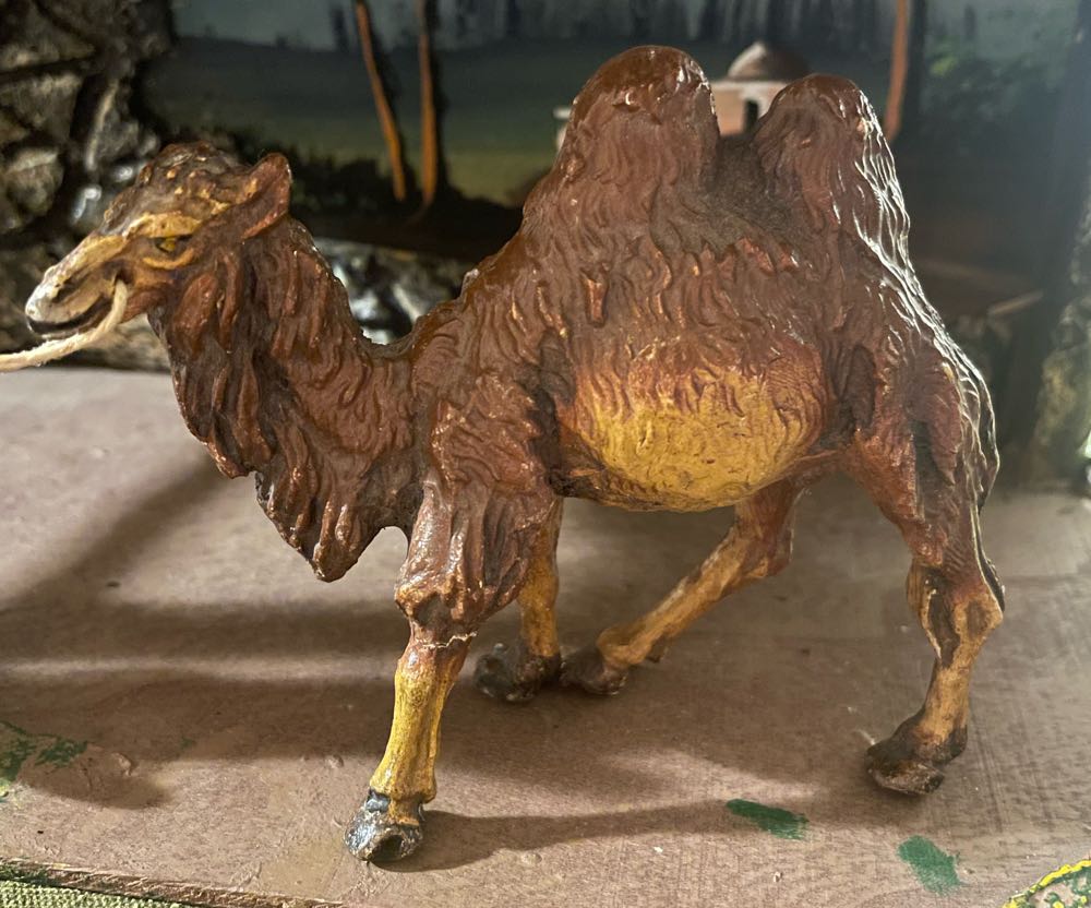 Chialu - (Set 5) - Nativity - Animal - Camel - Standing - Animal (Nativity) ornament collectible - Main Image 2