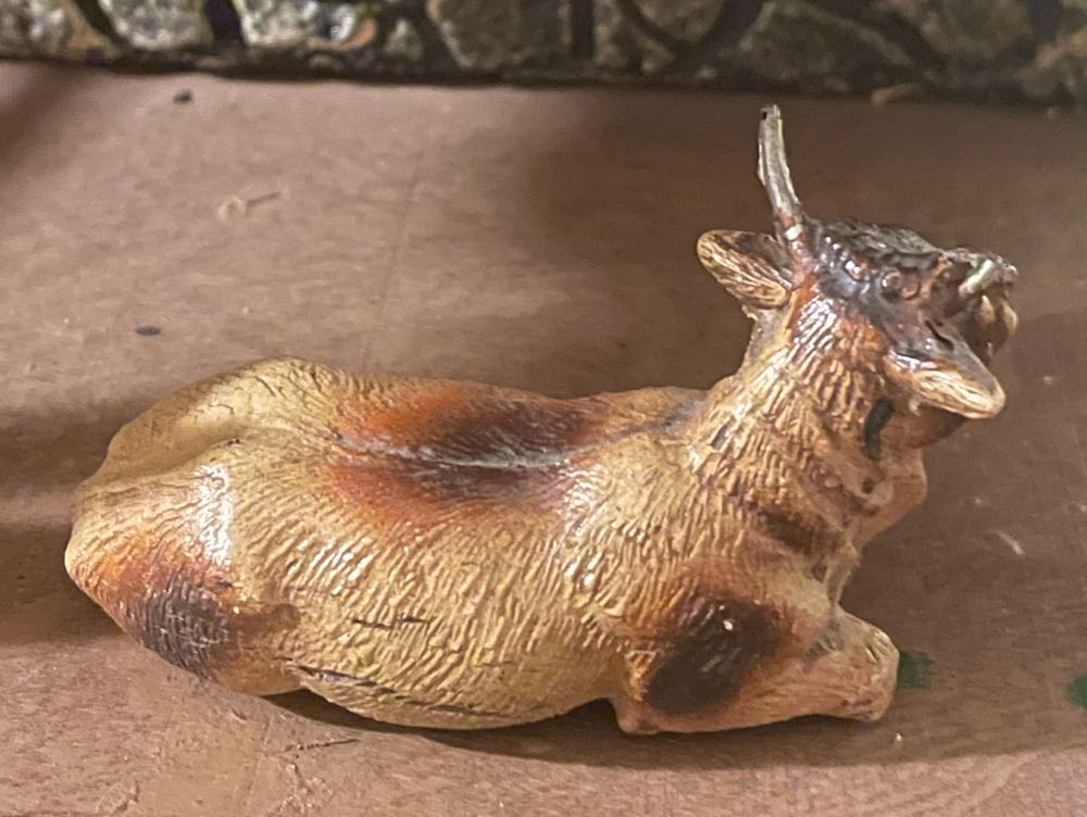 Chialu - (Set 5) - Nativity - Animals - Ox - Supine - Animal (Nativity) ornament collectible - Main Image 2