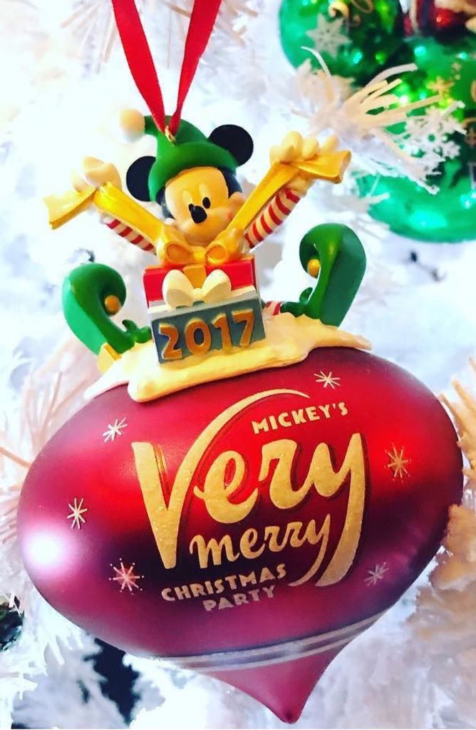 Poland - Teardrop - Reflector - Red, White, Yellow, Blue - Mica