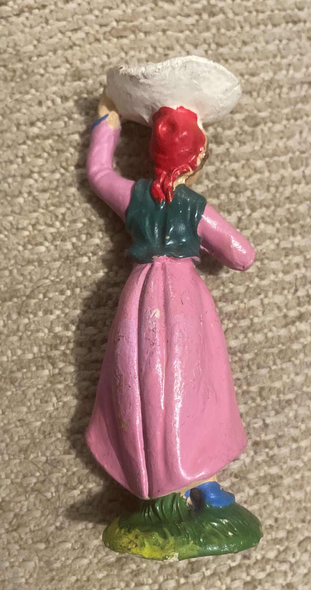 Marchi - Villager - Woman With Basket On Head - Villager (Nativity) ornament collectible - Main Image 2