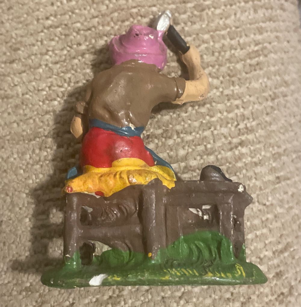 Marchi - Villager - Cobbler - Villager (Nativity) ornament collectible - Main Image 2