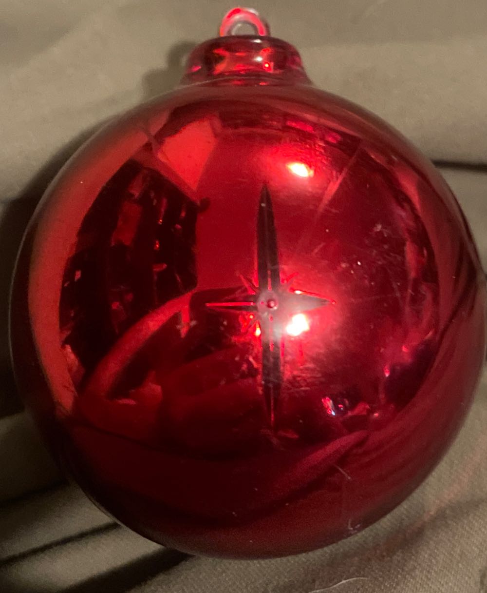 Jewelbrite - Orb - Red - Elf - Red Clothes - Elf (Round) ornament collectible - Main Image 2