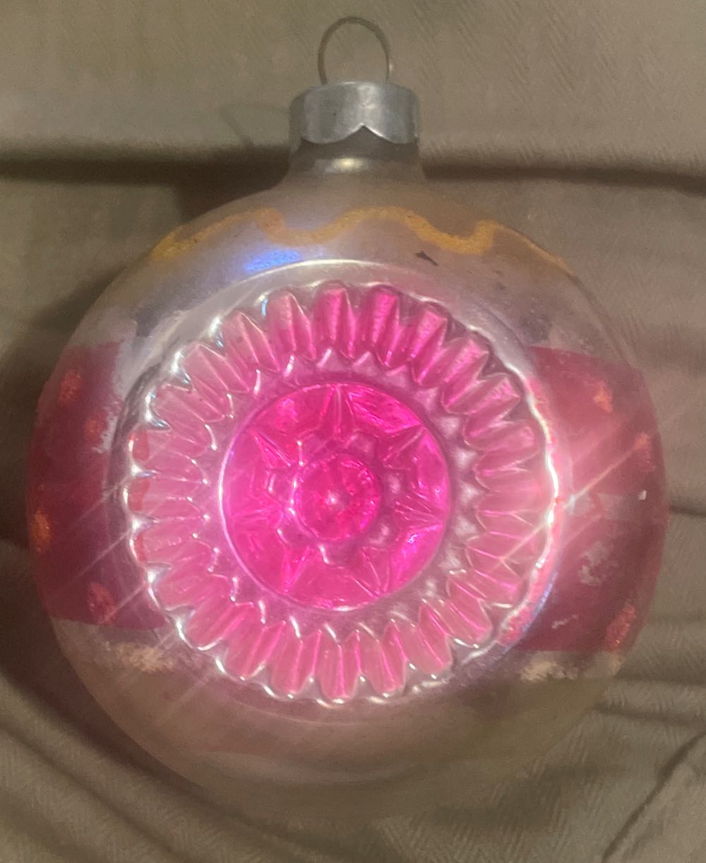 Shiny Brite - Round - Double Starburst Reflector - Reflector (Round) ornament collectible - Main Image 3